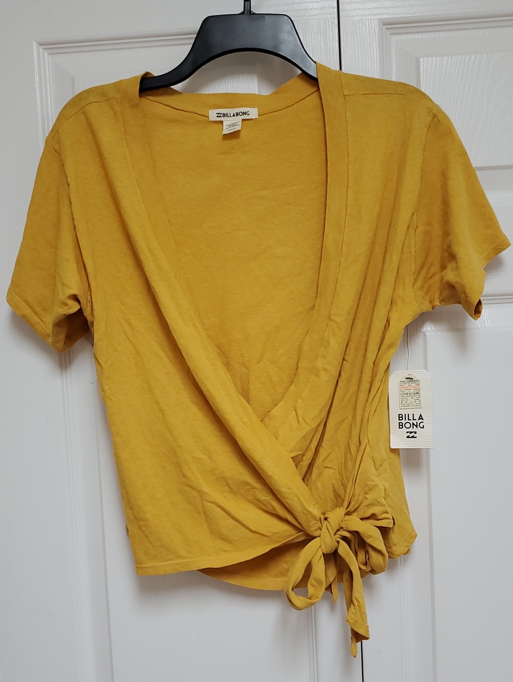 Billabong Under Wraps Top With Tie